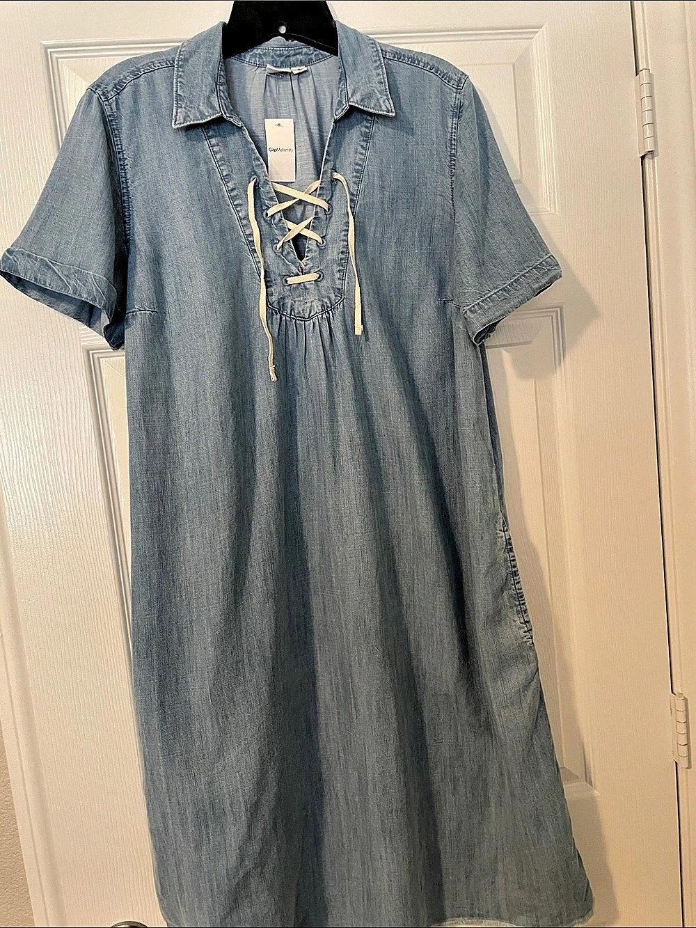 Gap Maternity Lace-Up Denim Dress Lace-Up Denim Maxi Dress in Blue Size Medium
